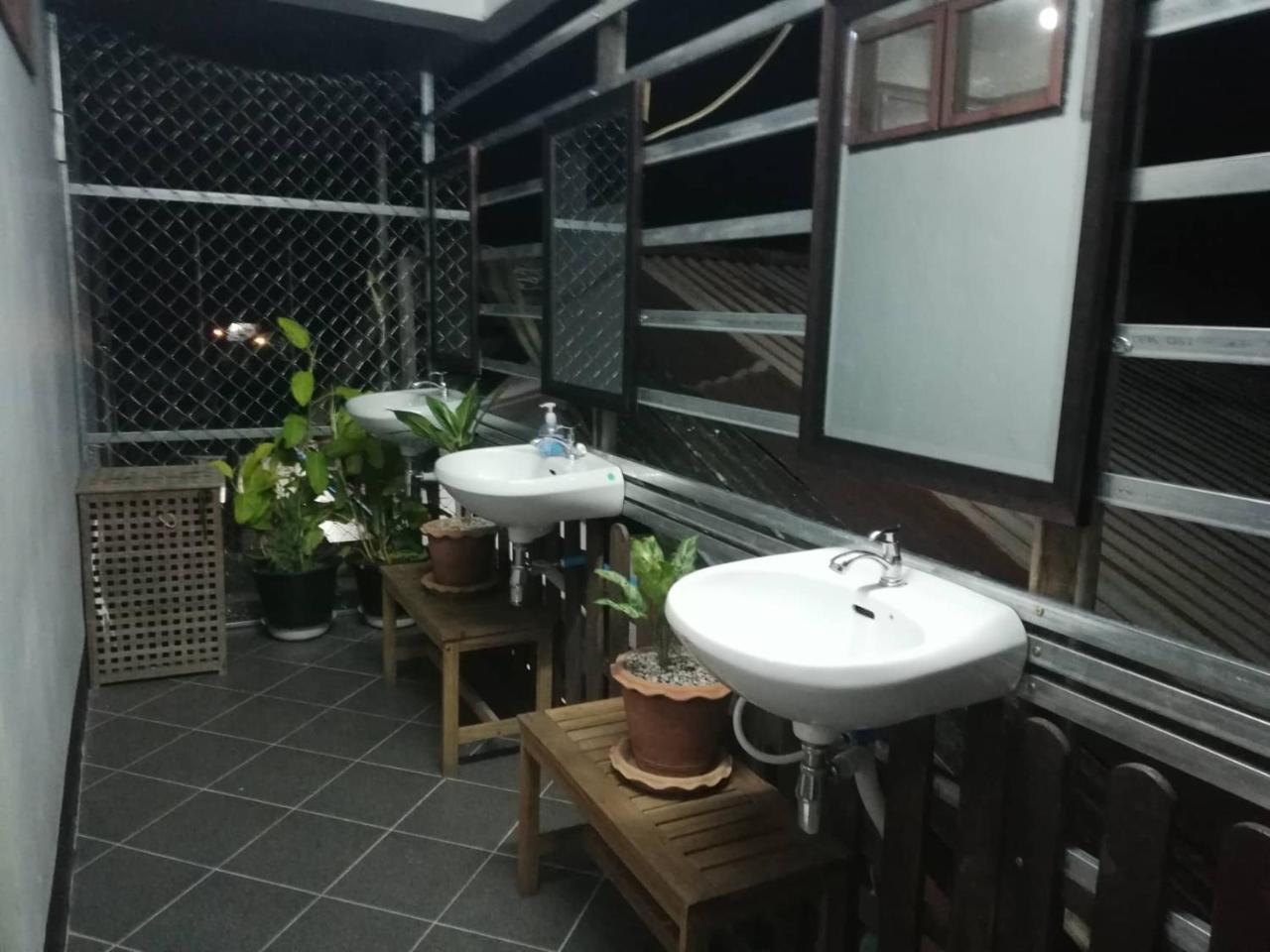 Thakhek Travel Lodge Eksteriør billede